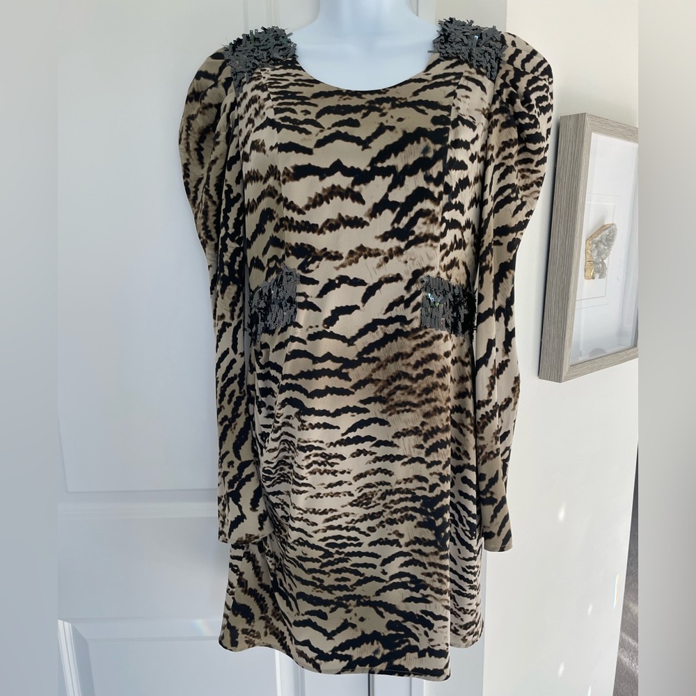 Madison Marcus size small dress.